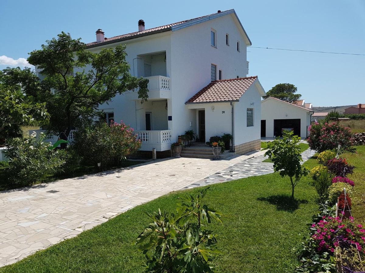 Apartments Smilja Ljubač Eksteriør billede