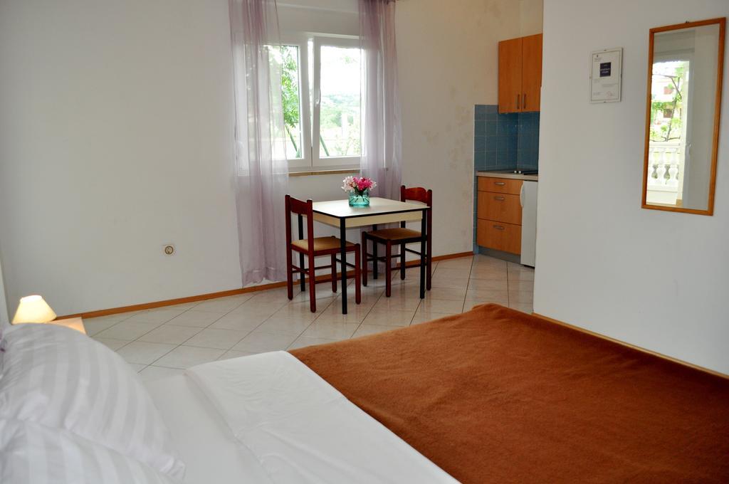 Apartments Smilja Ljubač Eksteriør billede