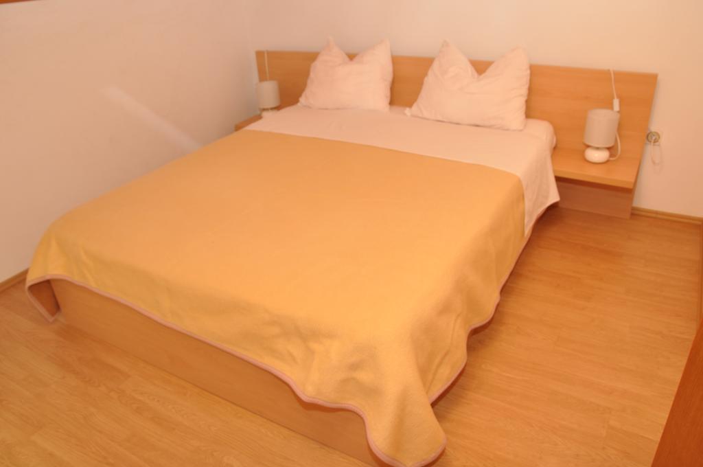 Apartments Smilja Ljubač Eksteriør billede