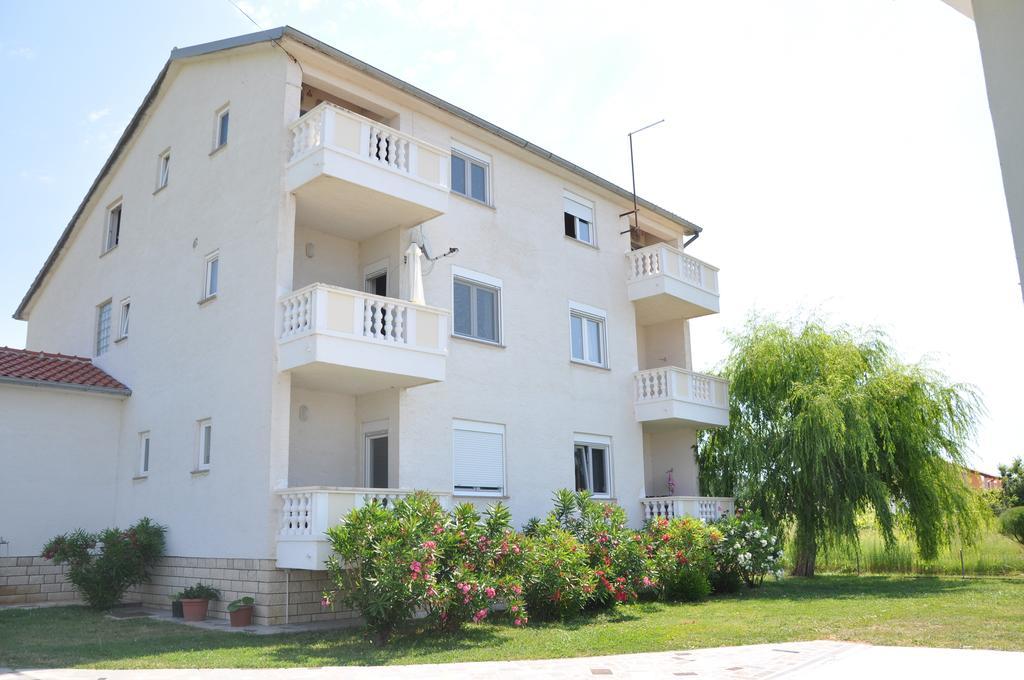 Apartments Smilja Ljubač Eksteriør billede